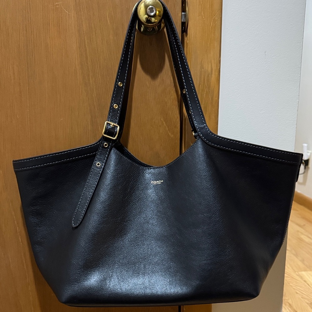 New Coach Black Leather Tote Bag